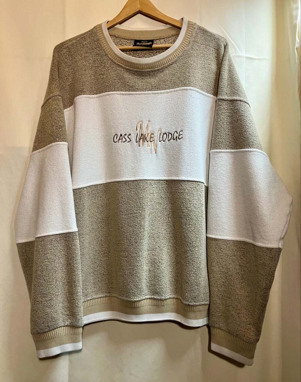 Renegade Club Cass Lake Lodge Crewneck Unisex Size XL.